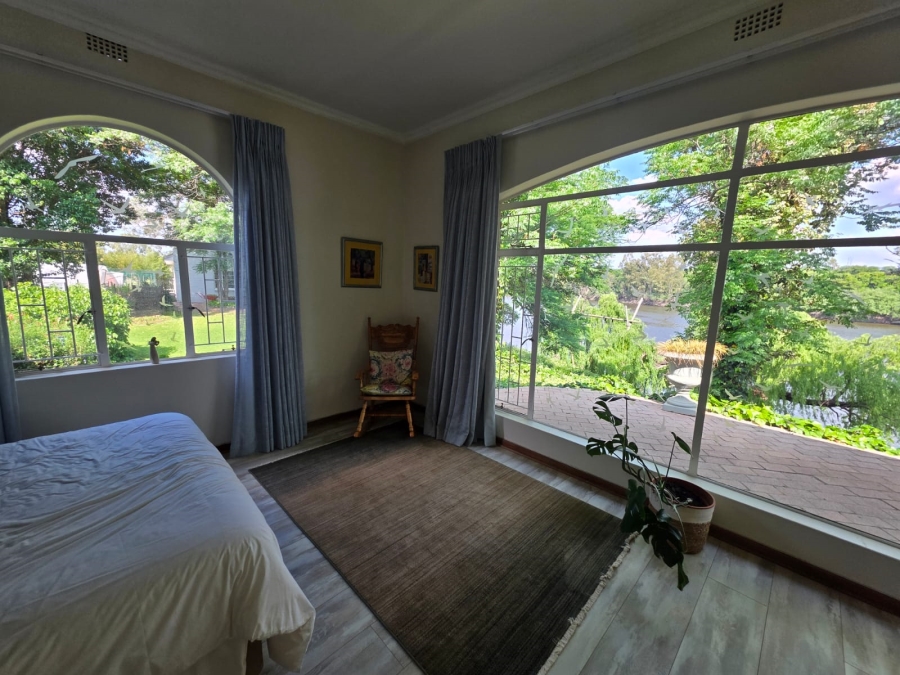 4 Bedroom Property for Sale in Lindequesdrif North West